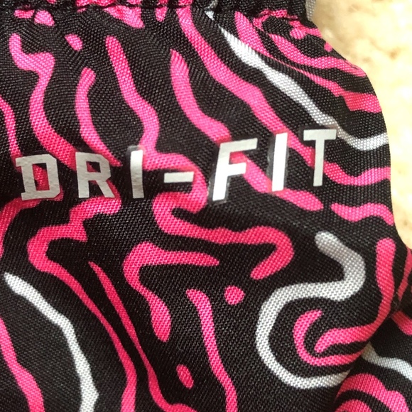 Nike Dri-fit shorts - Picture 5 of 5